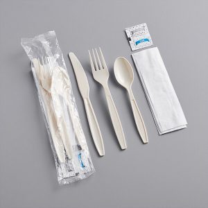 White Heavy Weight Wrapped Plastic Cutlery Pack with Napkin and Salt and Pepper Packets – 250/Case