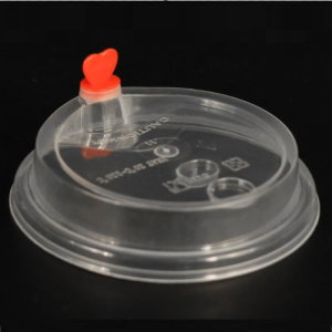 Clear PP Dome Injection Sip Lid w/ Straw Slot – 90mm – 1000/case
