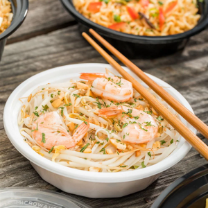 FH-18 White Round Heavy Weight Container with Lid – 150/Case. Plastic 18 oz