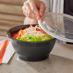 FH 36 oz. Round Black Plastic Deli Container With Clear Dome Lid – 150/Case